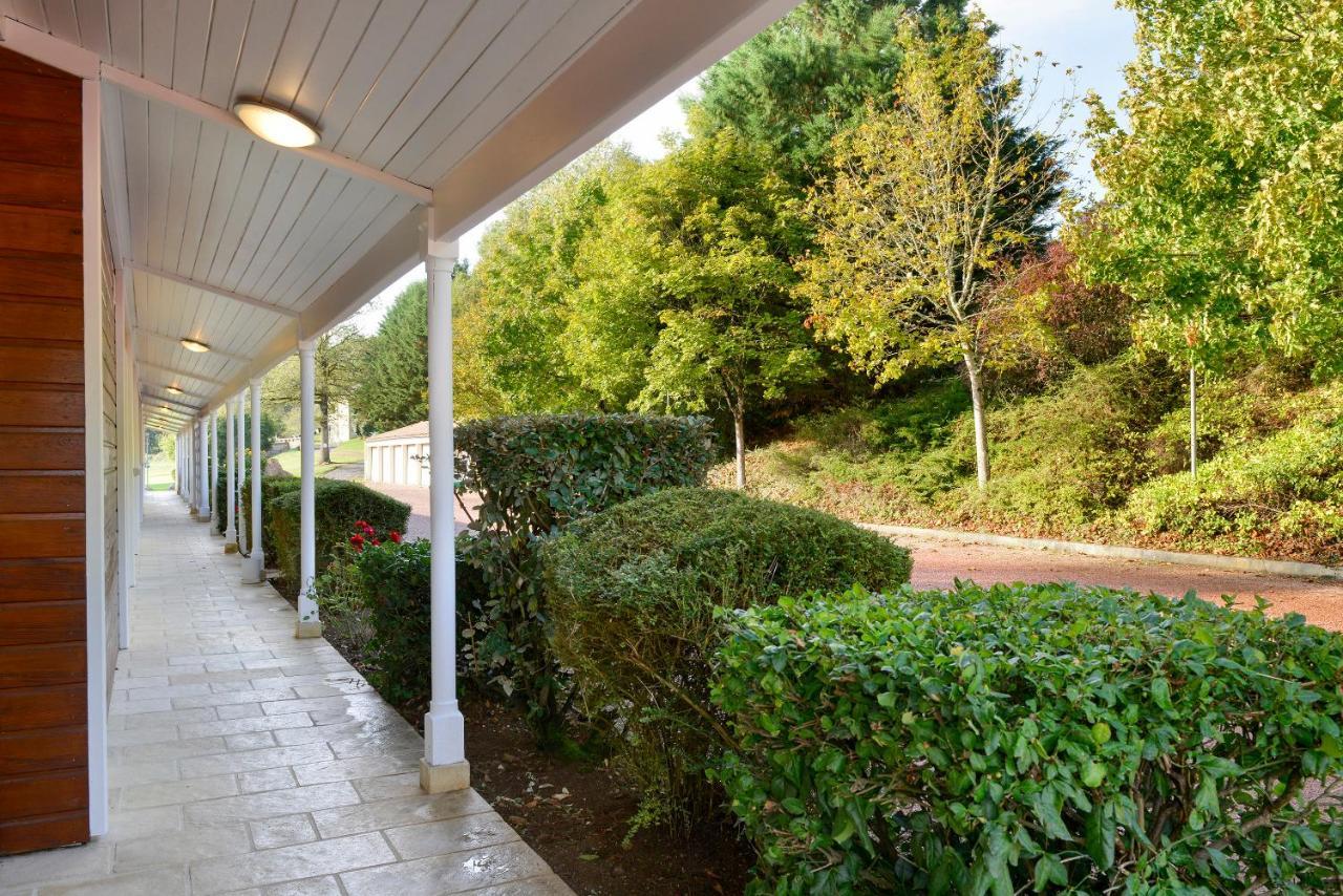 Logis Hotel Val De Vienne Le Vigeant Exterior foto